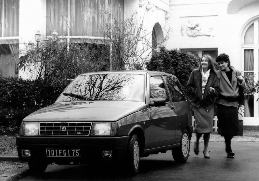  Autobianchi Y10 Turbo (156) 1985 года  (фото 1 из 2)